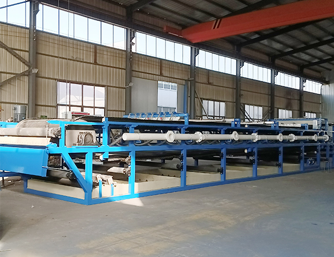 橡膠帶式真空過(guò)濾機(jī) 橡膠帶式真空過(guò)濾機(jī)