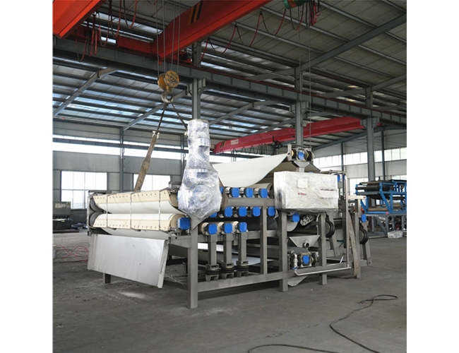 陜西客戶訂購(gòu)1臺(tái)帶式壓榨機(jī)