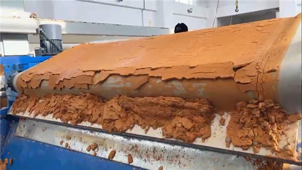 唐山客戶訂購(gòu)橡膠帶式真空過(guò)濾機(jī)用于硫酸鈣脫水