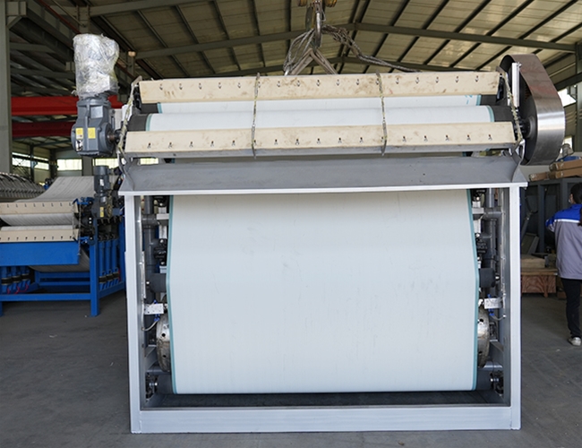 1臺(tái)帶式濃縮脫水一體機(jī)發(fā)貨