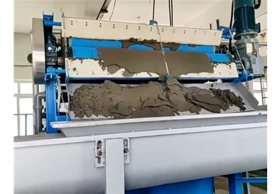 污泥脫水不用愁，帶式濃縮脫水一體機(jī)來(lái)解憂(yōu)